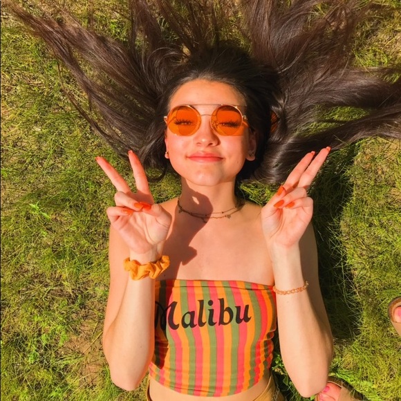 Meet your Posher, Gena - Picture 5 of 7